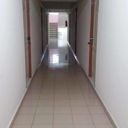Nata Mansion Hotel Нонтабури Екстериор снимка
